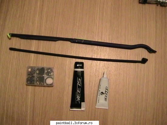 echipament complet 1300 euro - si altele (set garnituri, suruburi, vaselina dye - Vanzari / Cumparari